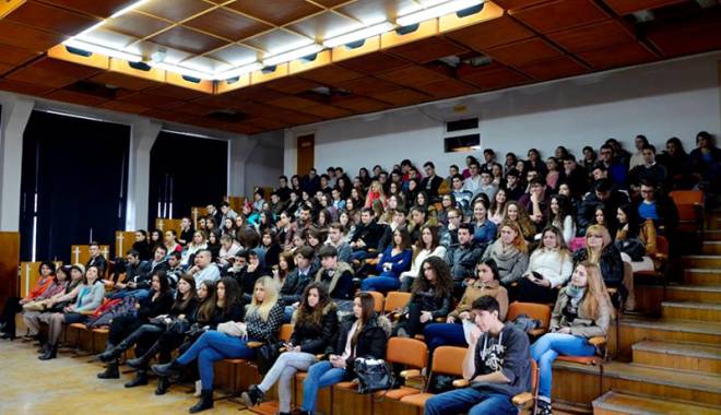 Parteneriat între Inspectoratul Școlar Județean și Universitatea 