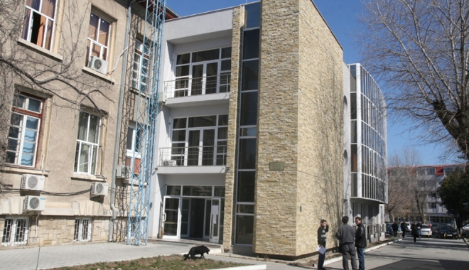 Parteneriat între Asociația Elevilor  și Universitatea 
