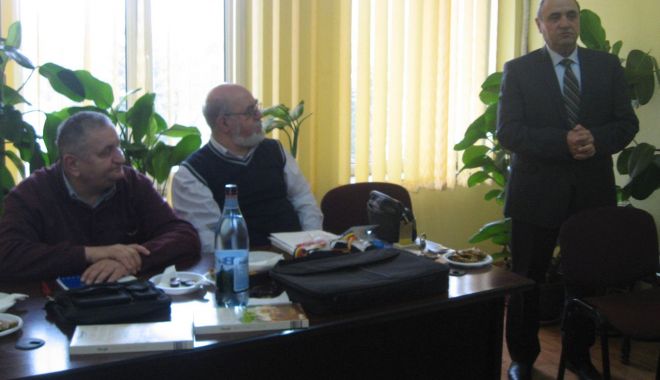 Parteneriat între Uniunea Ziariștilor Profesioniști și Clubul Umoriștilor Constănțeni - parteneriatintreuniuneaziaristil-1550413305.jpg