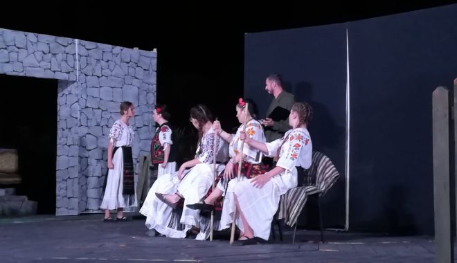 Participă la ultimul week-end cu 