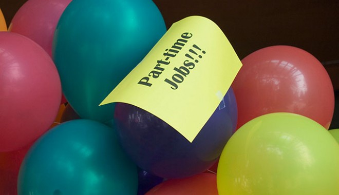Ești student? Vezi ce joburi part-time poți găsi - parttimejobs42208-1317645629.jpg