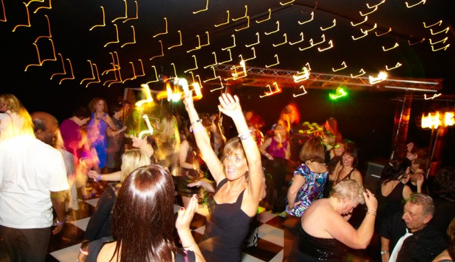 Petreceri tematice în cluburile din CONSTANȚA - partynights23-1372337663.jpg