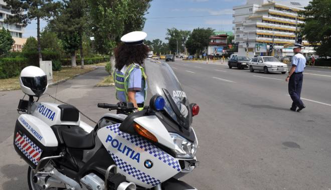 De Paștele catolic și Florii, vor fi mai mulți polițiști pe străzile din Constanța - pastelecatolicfloriipolitisti-1428082429.jpg