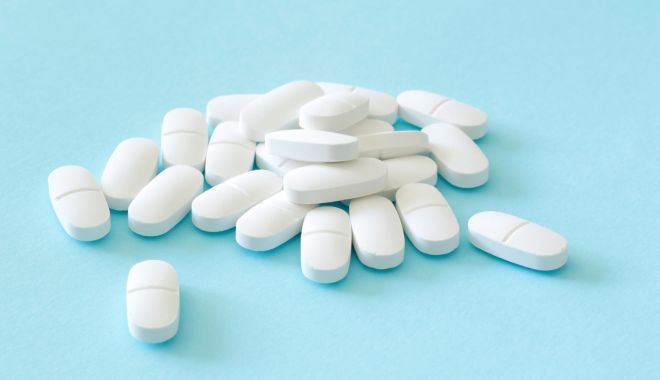 Este oficial! România suspendă distribuția de medicamente în afara țării, în contextul gripei şi răcelilor - pastilealbeshutterstockfotoscale-1674125107.jpg