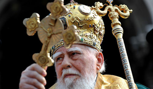 Patriarhul Bisericii Ortodoxe Bulgare a murit, marți, la vârsta de 98 de ani - patriarhulbisericiiortodoxebulga-1352192291.jpg