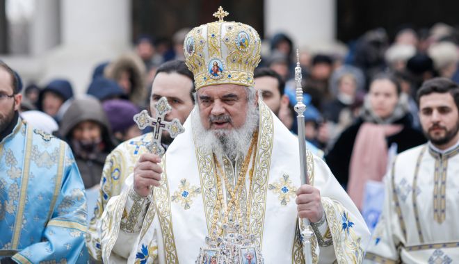 Patriarhul Daniel: Agheasma Mare - o mare binecuvântare pentru Biserică; este sfinţitoare, vindecătoare şi eliberatoare