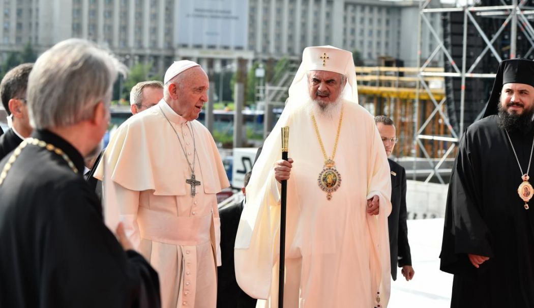 Patriarhul Daniel: Pontificatul Papei Francisc „lasă o amprentă profundă asupra istoriei recente a Bisericii Romano-Catolice” - patriarhuldanielpontificatulpape-1745227940.jpeg
