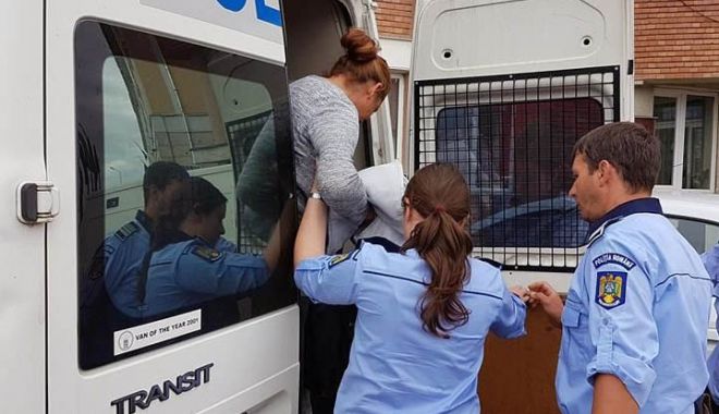 Patroana unui service auto, reținută după ce a bătut măr o altă femeie - patronareinutpentruloviriialtevi-1571995681.jpg