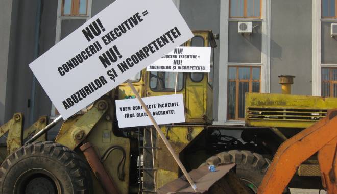 Patronatul portuar răspunde acuzațiilor CNAPMC - patronatulraspunde-1427796593.jpg