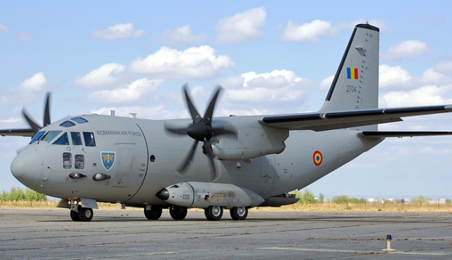 Patru pacienți cu arsuri grave, transportați de o aeronavă militară - patru-1462904582.jpg
