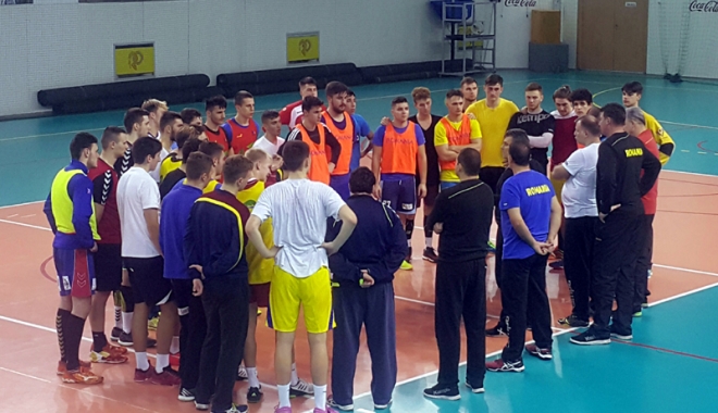 Patru handbaliști constănțeni, în atenția selecționerului Xavier Pascual - patru-1484676862.jpg