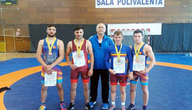 Patru medalii pentru CS Farul,  la Naționalele  de lupte U23 - patru-1526401162.jpg