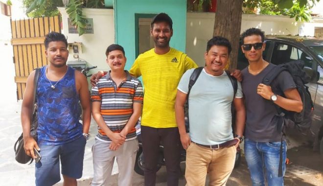 Patru profesori din Nepal vin la Constanța să învețe oină - patru-1566227780.jpg