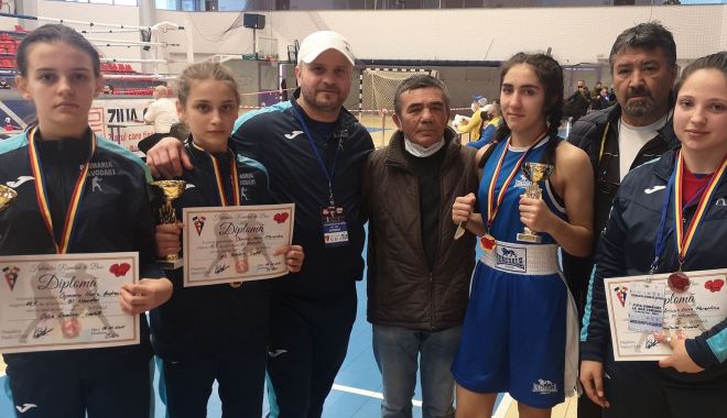 Patru medalii de aur pentru pugilistele de la CS Năvodari, la Cupa României - patru-1615315308.jpg