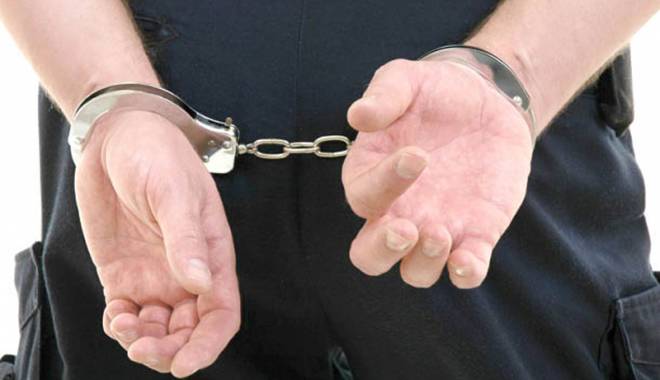 Patru indivizi arestați după ce au tâlhărit un minor - patruindiviziarestati-1426430720.jpg