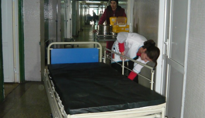 50 de paturi donate spitalului județean de DGASP Constanța - paturinoineurologie-1354725145.jpg