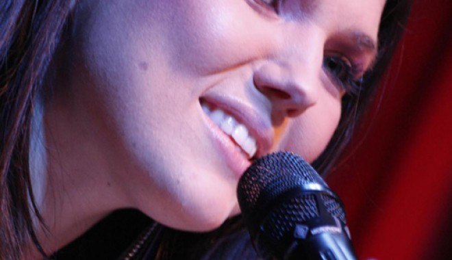 Concert Paula Seling & Band la Harlequin Mamaia - paulaseling-1376930484.jpg