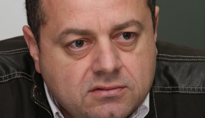 Senatorul Mircea Banias a cerut cercetarea disciplinară a doi procurori - pdl10apr2009mirceabanias8-1334847680.jpg