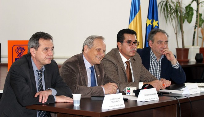 PDL Constanța îl susține  pe Traian Ungureanu la alegerile europarlamentare - pdlconstanta-1394804232.jpg