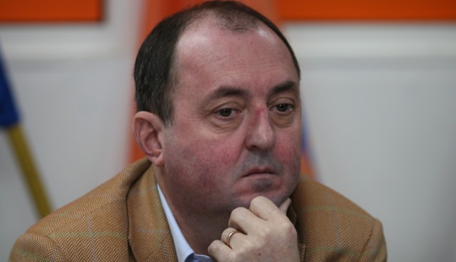 Deputatul Constantin Chirilă, la sfat cu ambasadorul Republicii Azerbaidjan în România - pdlconstantinchirilafotoadi360-1331561893.jpg