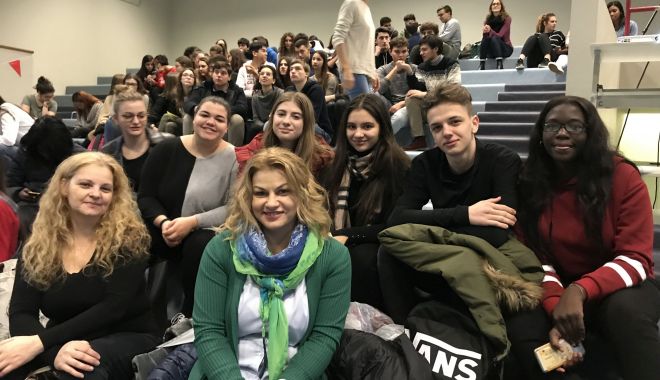 Elevii constănțeni, prezenți în Italia, în cadrul unui important proiect - pedagogic-1543922132.jpg