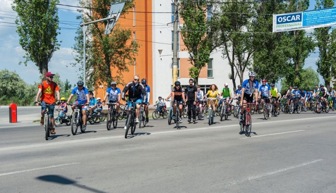 Pedalăm pentru sănătatea noastră - pedalam-1472831338.jpg