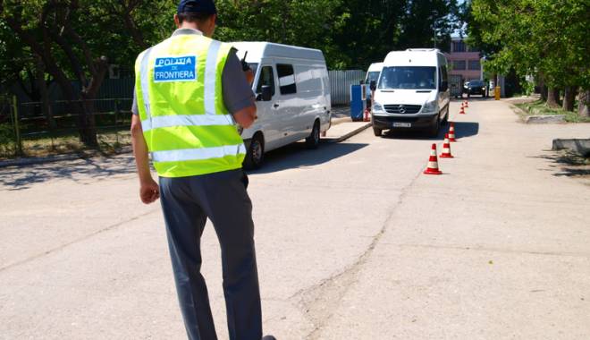 Pedepse cu suspendare  pentru trei polițiști de frontieră - pedepsecususpendare-1414777285.jpg