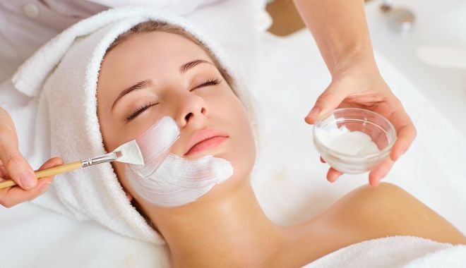 Peeling-ul chimic vă tratează pielea și o întinerește - peeling-1627216959.jpg