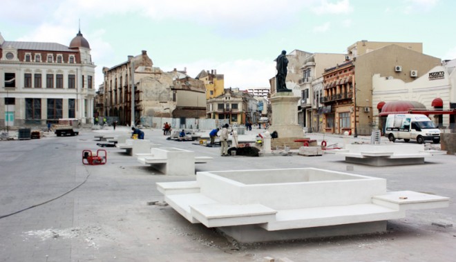 Galerie FOTO. Reabilitarea Pieței Ovidiu, aproape de finalizare. Iată cum arată zona - peninsulapiataovidiulucrari8-1384695226.jpg