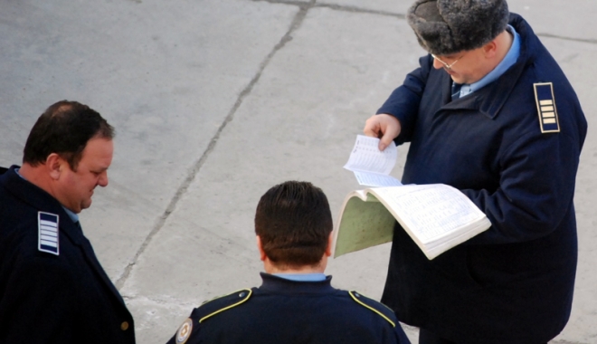 Mărirea salariilor pentru angajații din penitenciare se lasă așteptată - penitenciare-1504110742.jpg