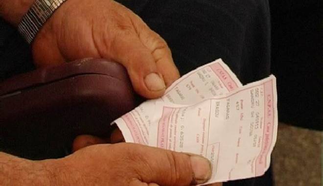 Pensie medie lunară este de 893 lei - pensiamedie-1450270858.jpg