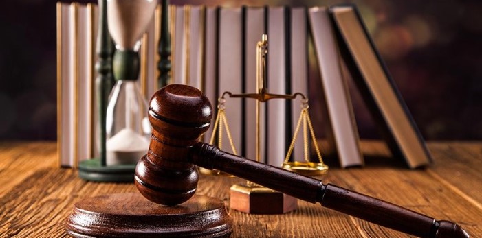 Scandal în lumea juridică. Avocat acuzat că nu ar fi plătit întreținerea pentru cele două fiice minore