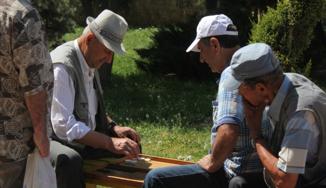 Veste bună pentru pensionari! Primăria Constanța distribuie o nouă tranșă de tichete 