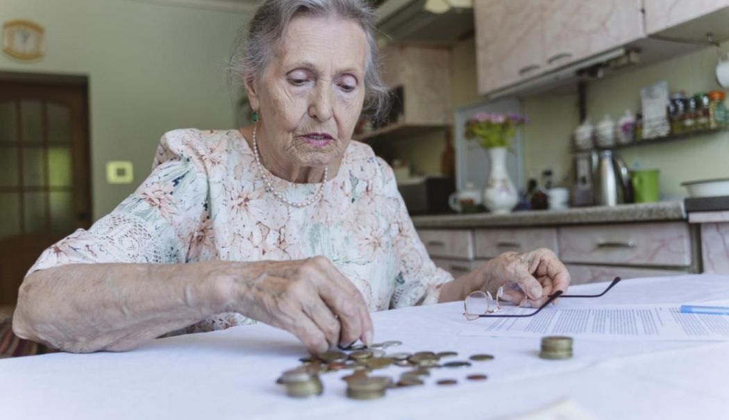 Ministrul Muncii dă asigurări că nu sunt probleme la plata pensiilor şi a salariilor - pensii-1752645281.jpg