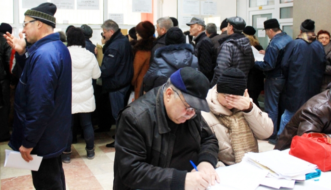 Pensionarii își primesc în iulie banii pe grupele de muncă - pensii1-1494432949.jpg