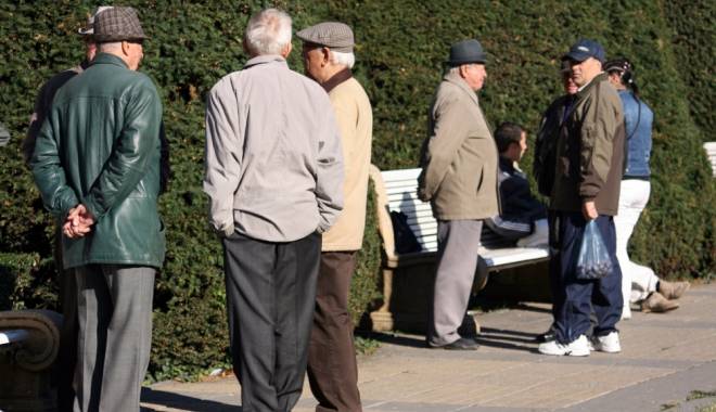 Atenție, pensionari! Mai sunt bilete de tratament pentru luna februarie - pensionari1135267587513545445281-1423752826.jpg