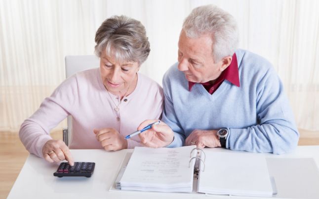 Noua lege a pensiilor: pensionarii din străinătate trebuie să dovedească de două ori pe an că mai trăiesc