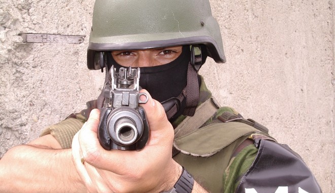 Pensionarii militari vor primi deconturi pentru medicamente - pensionariimilitarideconturipent-1386844460.jpg