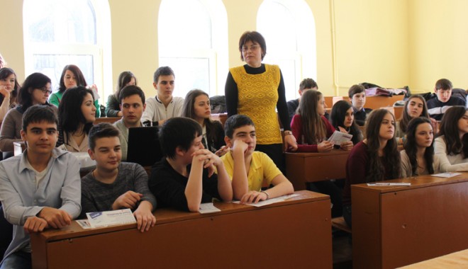 Pentru siguranța copiilor pe internet - pentrusiguranta-1392229159.jpg