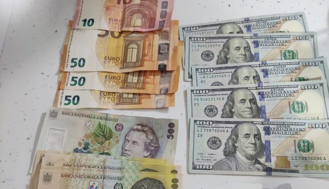 Percheziţii la Constanţa, la contrabandişti cu ţigări. Mii de pachete, confiscate - perchezitii-1630249515.jpg