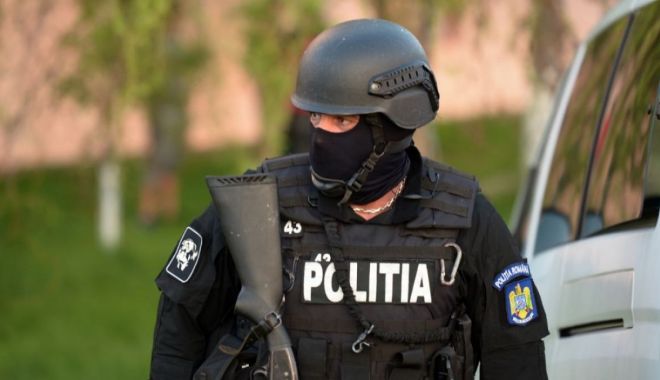 PERCHEZIȚII LA PERSOANE BĂNUITE DE FURT - perchezitii14-1623911039.jpg