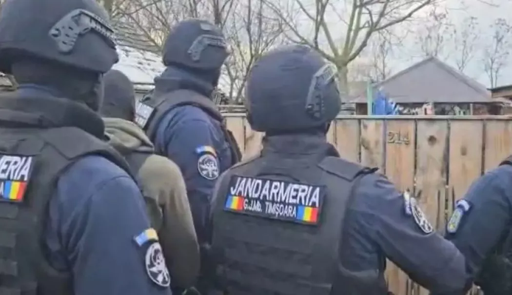 Casele băieților criminali, percheziționate de DIICOT. Ce caută polițiștii - perchezitiicenei6-1769275309.webp