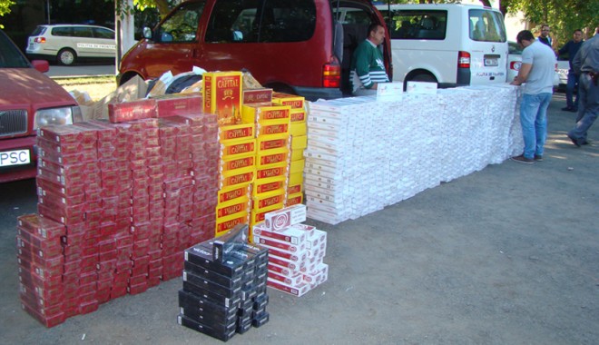 MARFĂ DE CONTRABANDĂ, reținută la graniță - perchezitiicontrabandistigrivite-1359106143.jpg