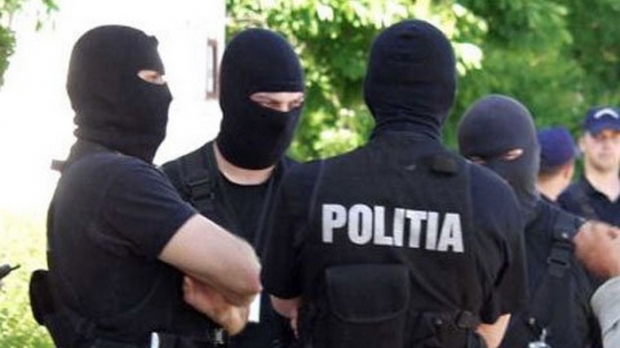 Materiale de construcție confiscate la Agigea - perchezitiicugetliberro1-1359721864.jpg