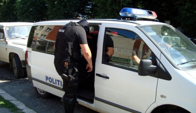 Percheziții la Constanța într-un dosar de evaziune fiscală - perchezitiilaconstanta-1401296678.jpg