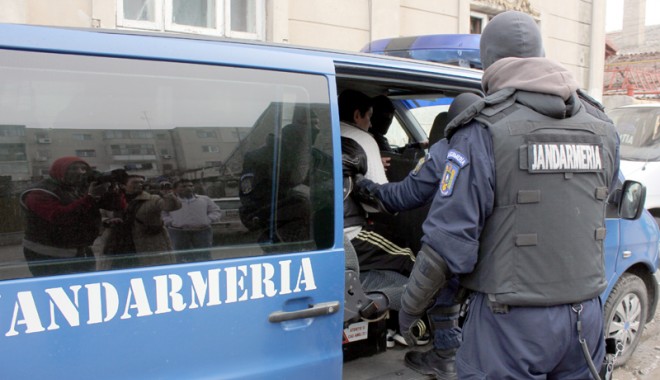 Percheziții la Constanța. Făceau evaziune fiscală prin firme fantomă - perchezitiilaconstanta-1402679930.jpg