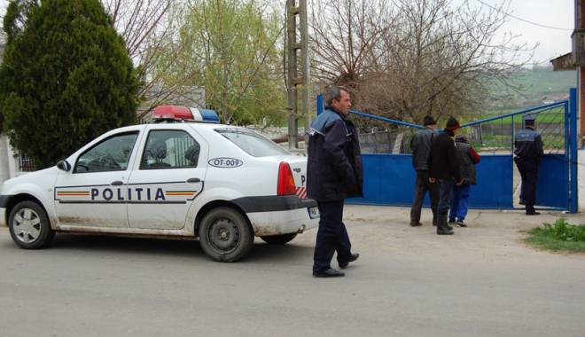 Hoții pasionați de biciclete, din Agigea, au fost prinși - perchezitiilahotiideanimale14171-1418058575.jpg