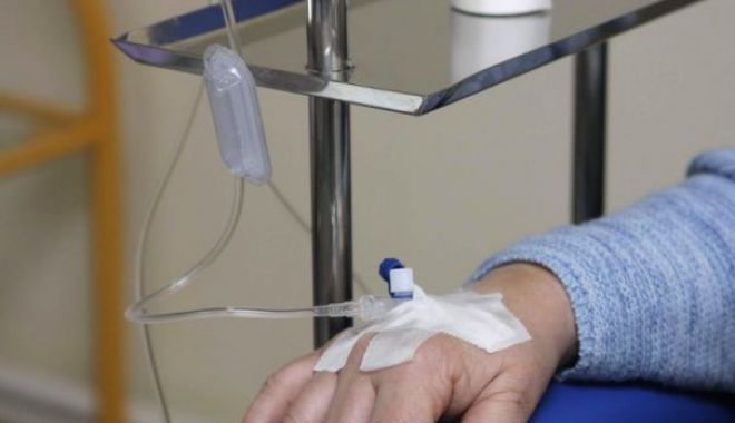Patru persoane au ajuns la spital, după ce au mâncat cireșe - perfuzii1-1560166117.jpg