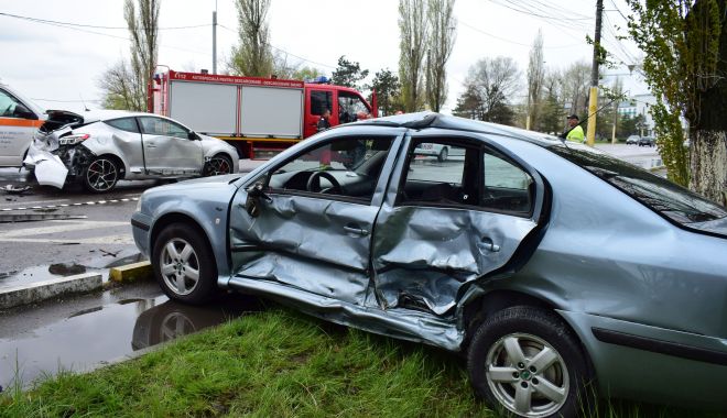 Pericol public! Sute de accidente provocate de șoferi care au ațipit la volan - pericol-1563912214.jpg
