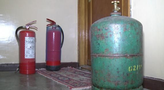 Pericol de explozie  într-un bloc din centrul Constanței - pericoldeexplozieconstanta-1393444512.jpg